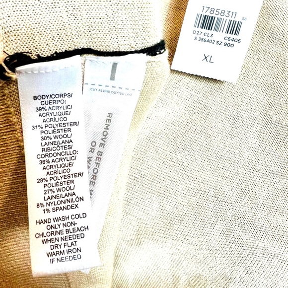 Loft Sweater black lace front panel - Picture 6 of 6